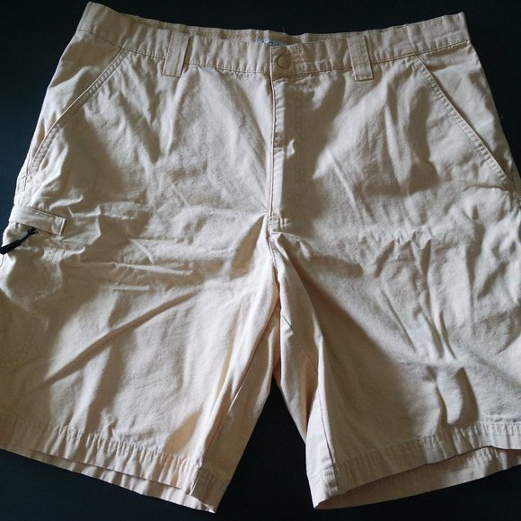 Columbia Shorts - Picture 1 of 2